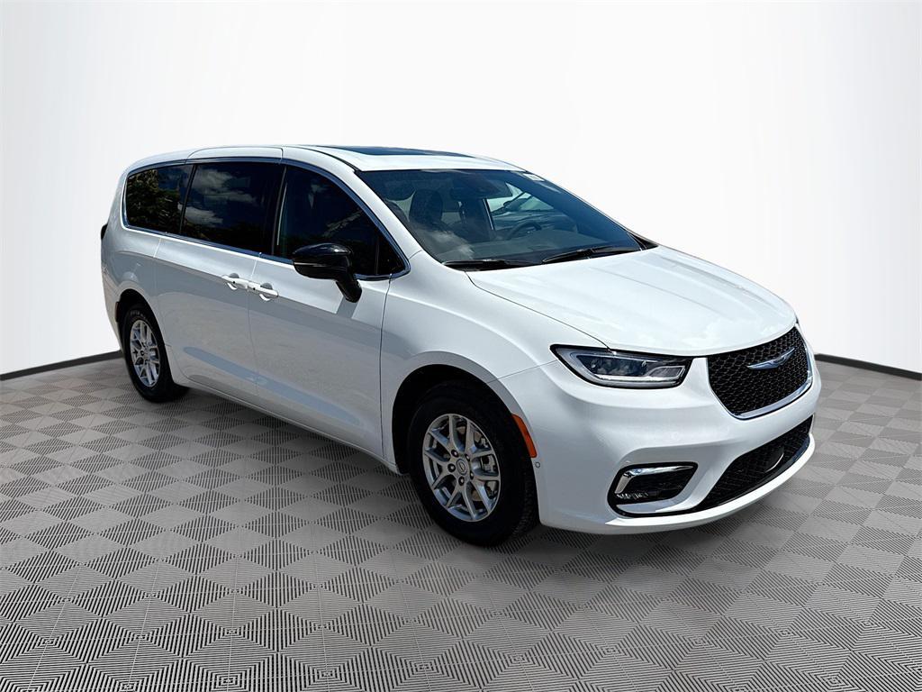 new 2026 Chrysler Pacifica car, priced at $47,635