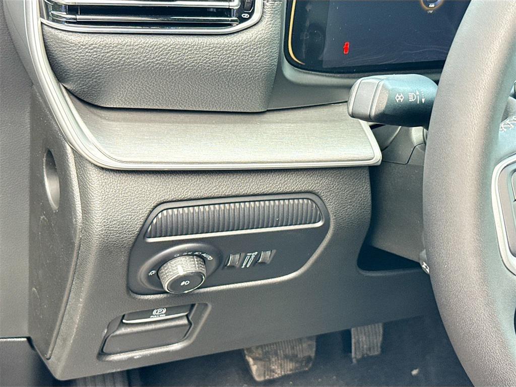 new 2025 Jeep Wagoneer car, priced at $73,409