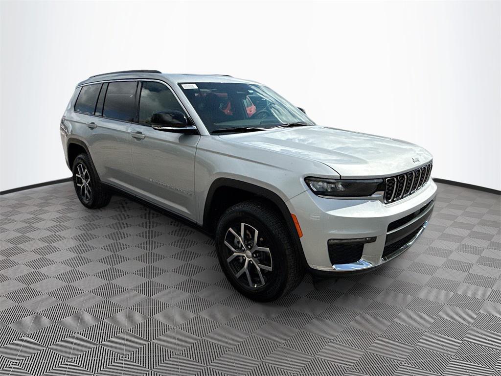 new 2025 Jeep Grand Cherokee L car, priced at $43,071