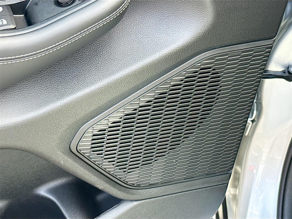 new 2025 Jeep Grand Cherokee L car, priced at $43,071