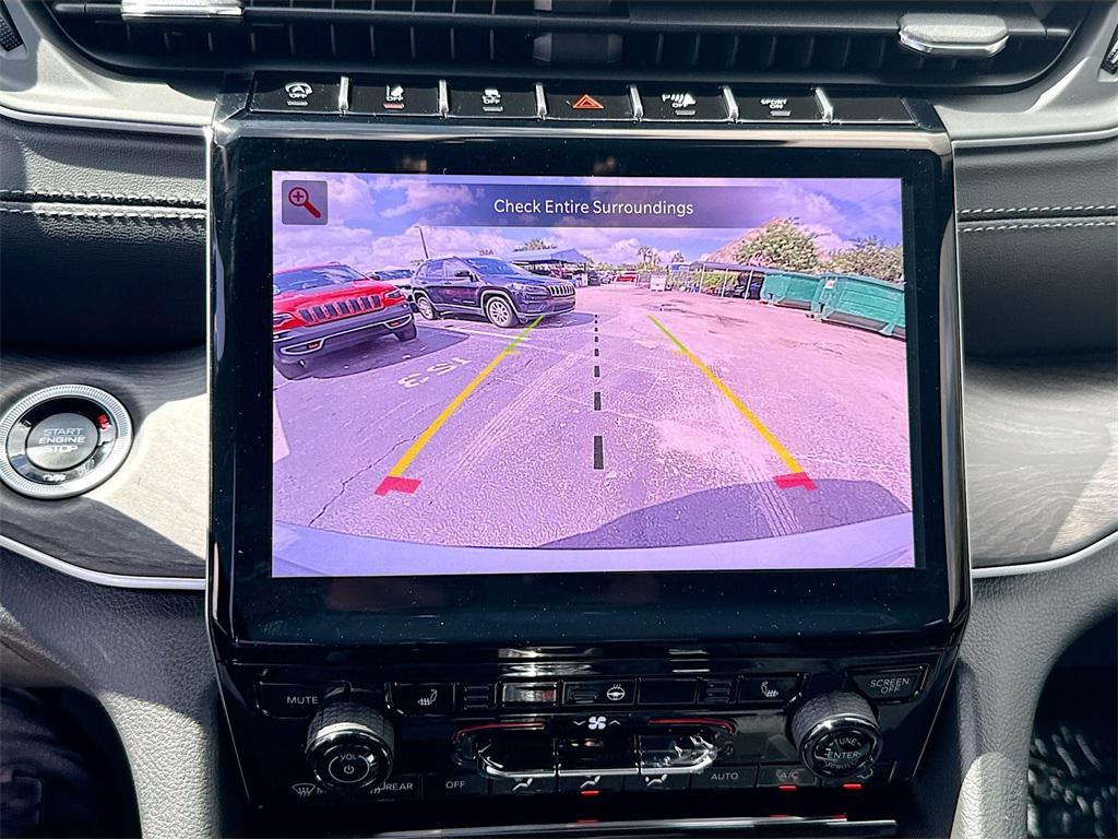 new 2025 Jeep Grand Cherokee L car, priced at $43,071