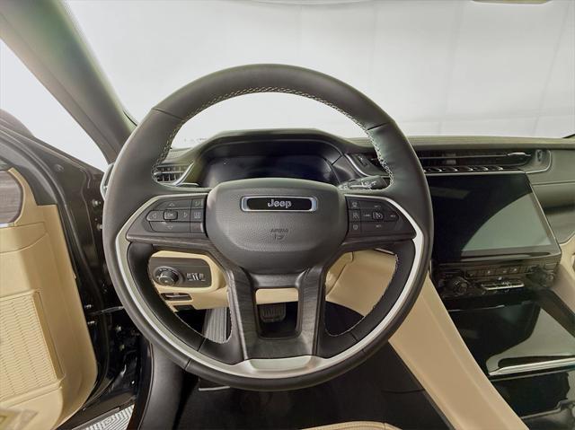 new 2025 Jeep Grand Cherokee car, priced at $39,785