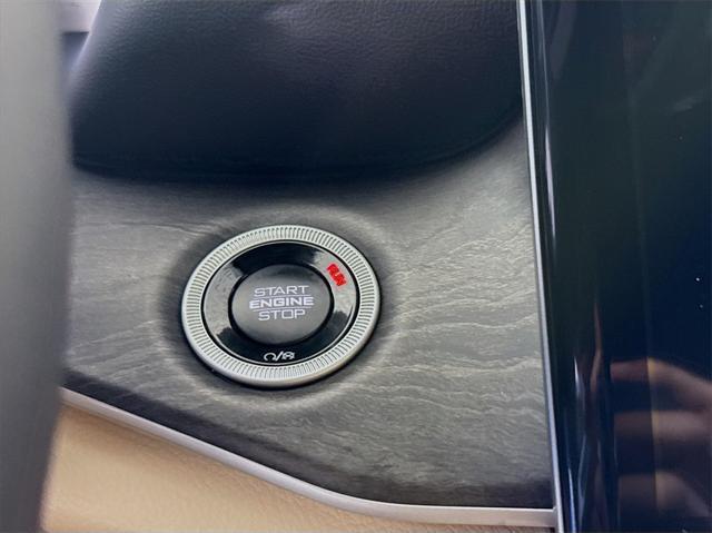 new 2025 Jeep Grand Cherokee car, priced at $39,785