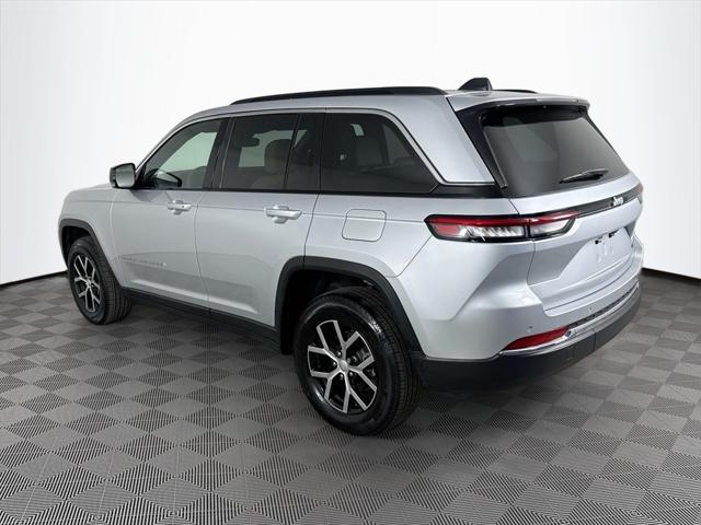new 2024 Jeep Grand Cherokee car, priced at $32,497