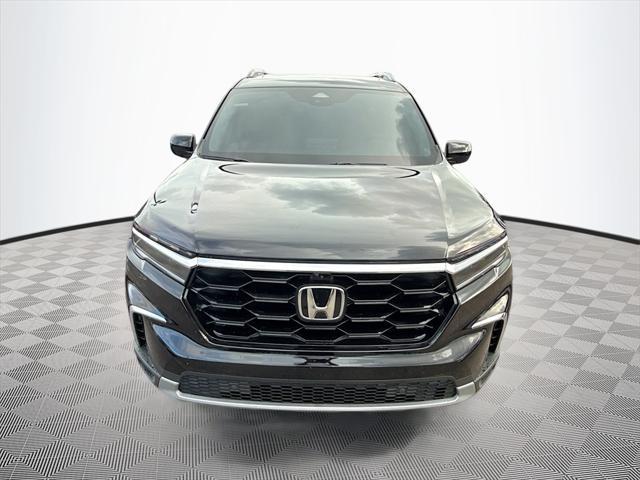used 2025 Honda Pilot car, priced at $46,314