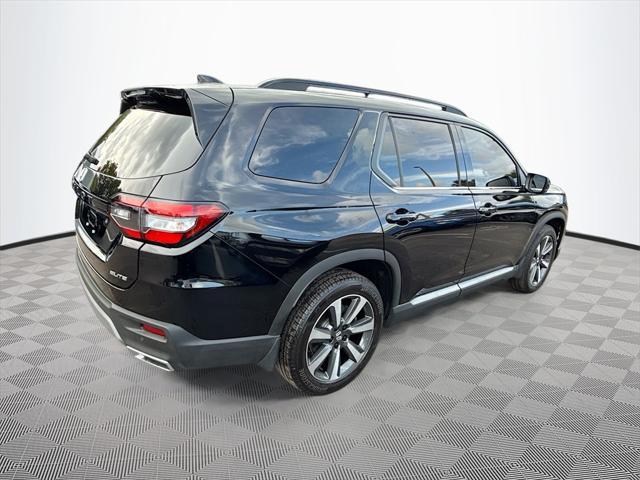 used 2025 Honda Pilot car, priced at $46,314