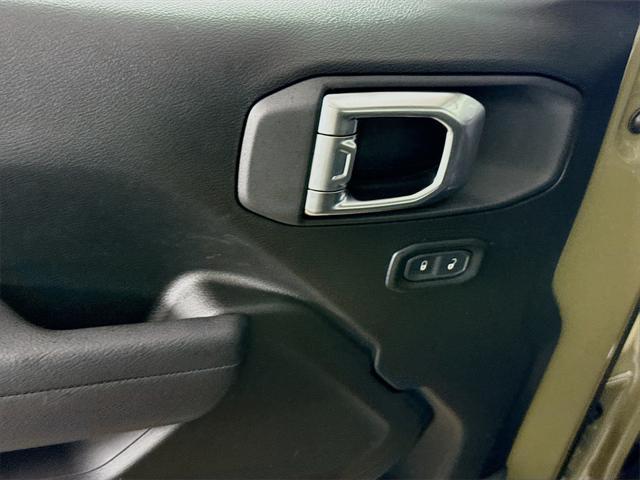 new 2025 Jeep Wrangler car, priced at $30,707