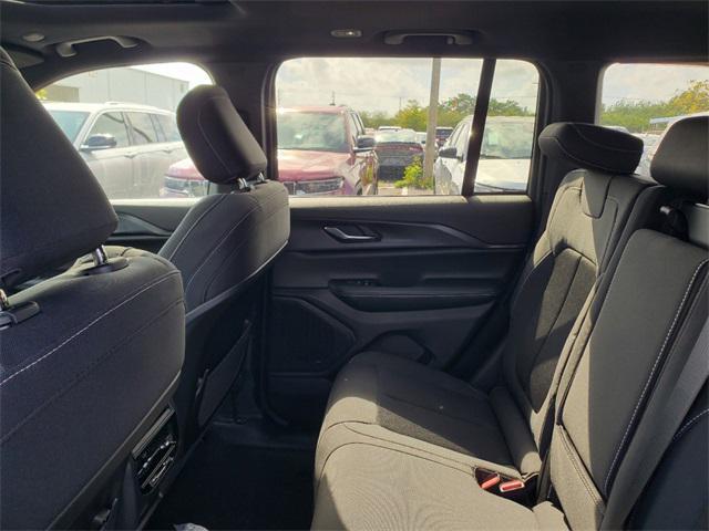 new 2024 Jeep Grand Cherokee car, priced at $30,560