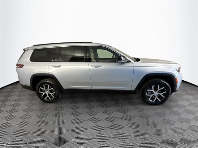 new 2025 Jeep Grand Cherokee L car, priced at $39,238