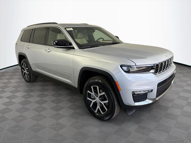 new 2025 Jeep Grand Cherokee L car, priced at $39,238