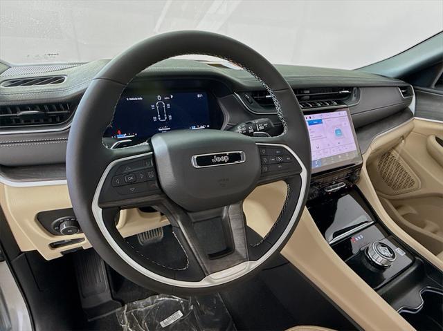 new 2025 Jeep Grand Cherokee L car, priced at $39,238