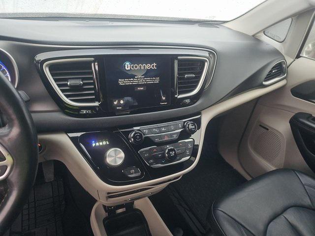 used 2020 Chrysler Pacifica car, priced at $15,709