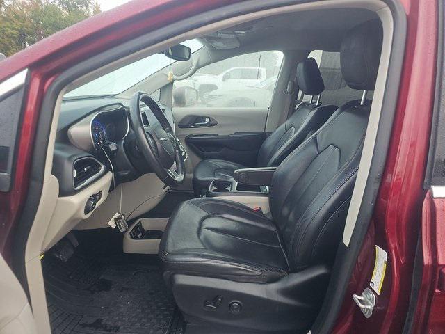 used 2020 Chrysler Pacifica car, priced at $15,709