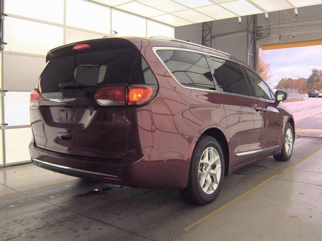 used 2020 Chrysler Pacifica car, priced at $15,709