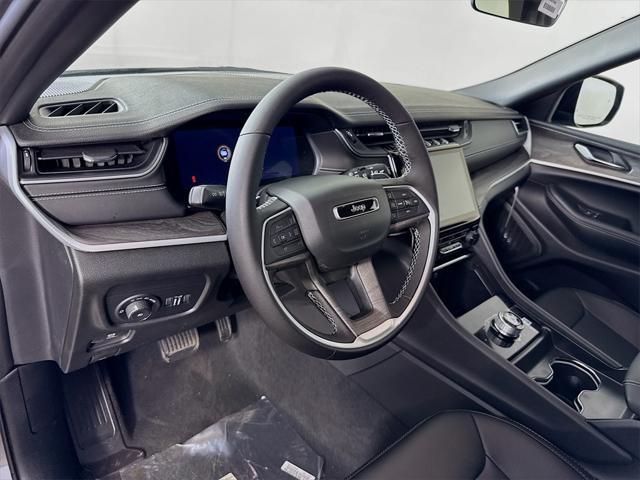new 2025 Jeep Grand Cherokee car, priced at $39,791