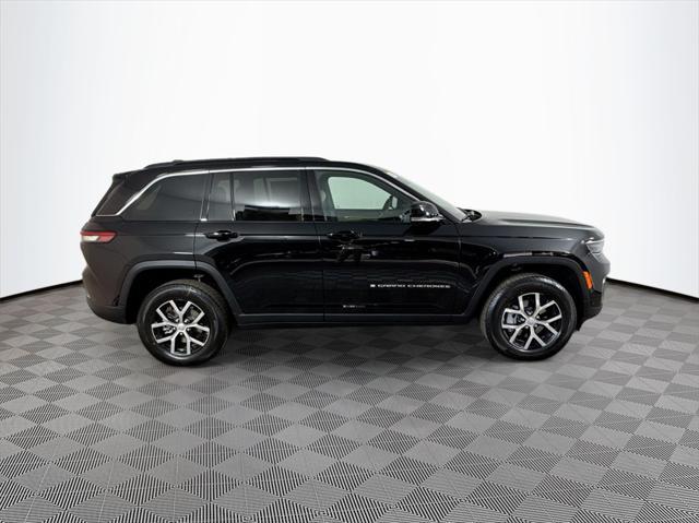 new 2025 Jeep Grand Cherokee car, priced at $39,785