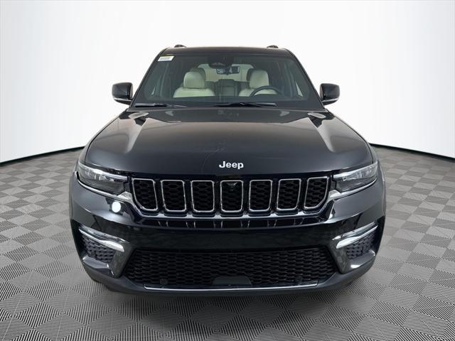new 2025 Jeep Grand Cherokee car, priced at $42,285