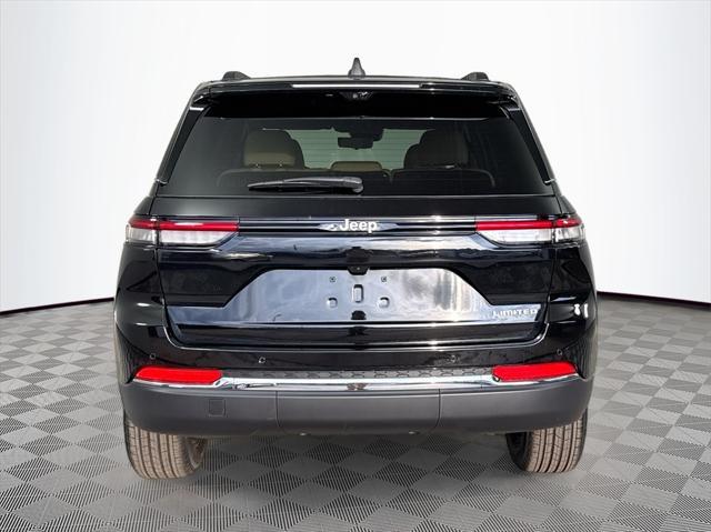 new 2025 Jeep Grand Cherokee car, priced at $39,785