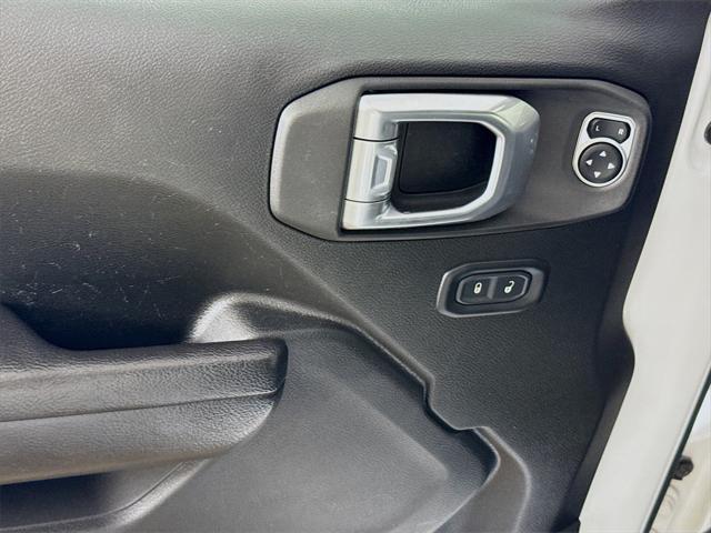 used 2022 Jeep Gladiator car, priced at $32,197