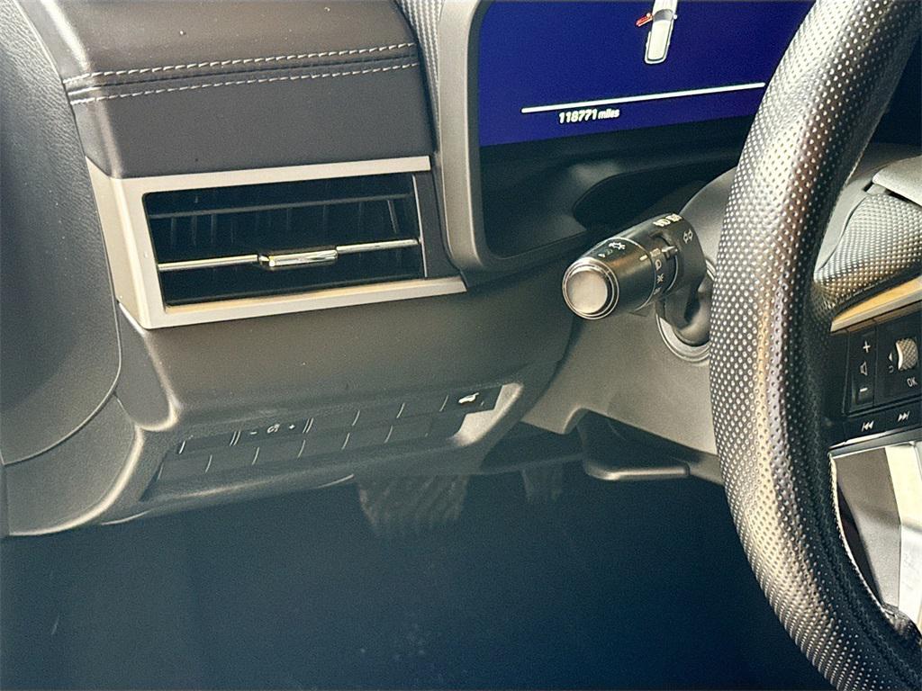 used 2024 Mitsubishi Outlander car, priced at $14,362