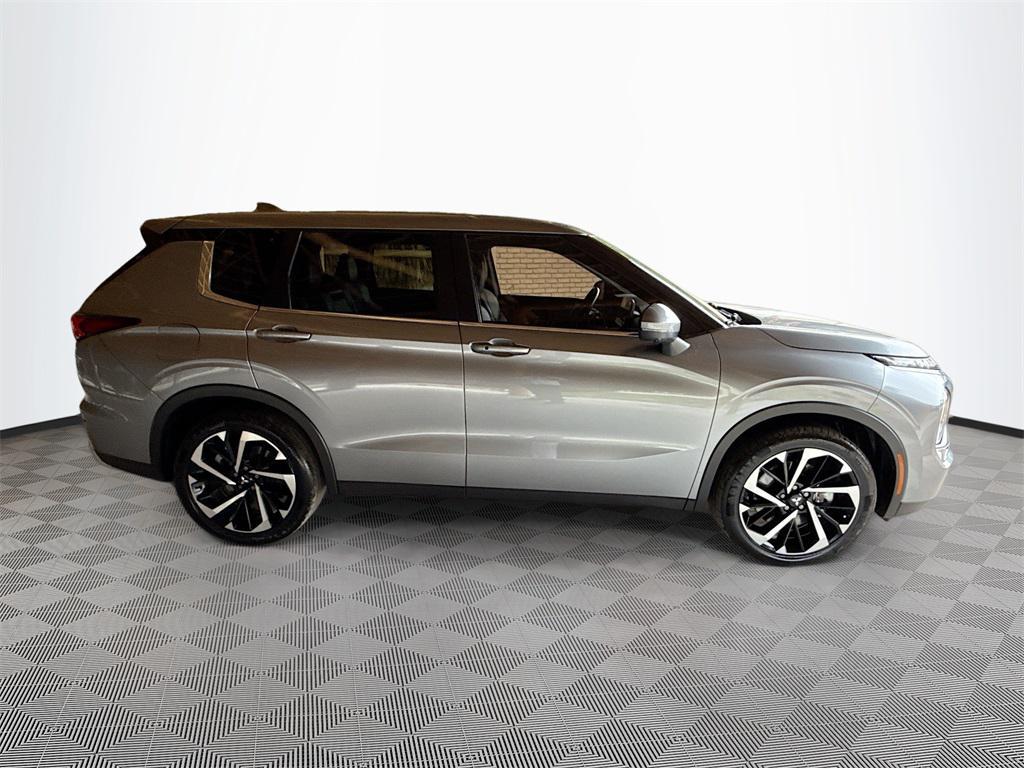 used 2024 Mitsubishi Outlander car, priced at $14,362