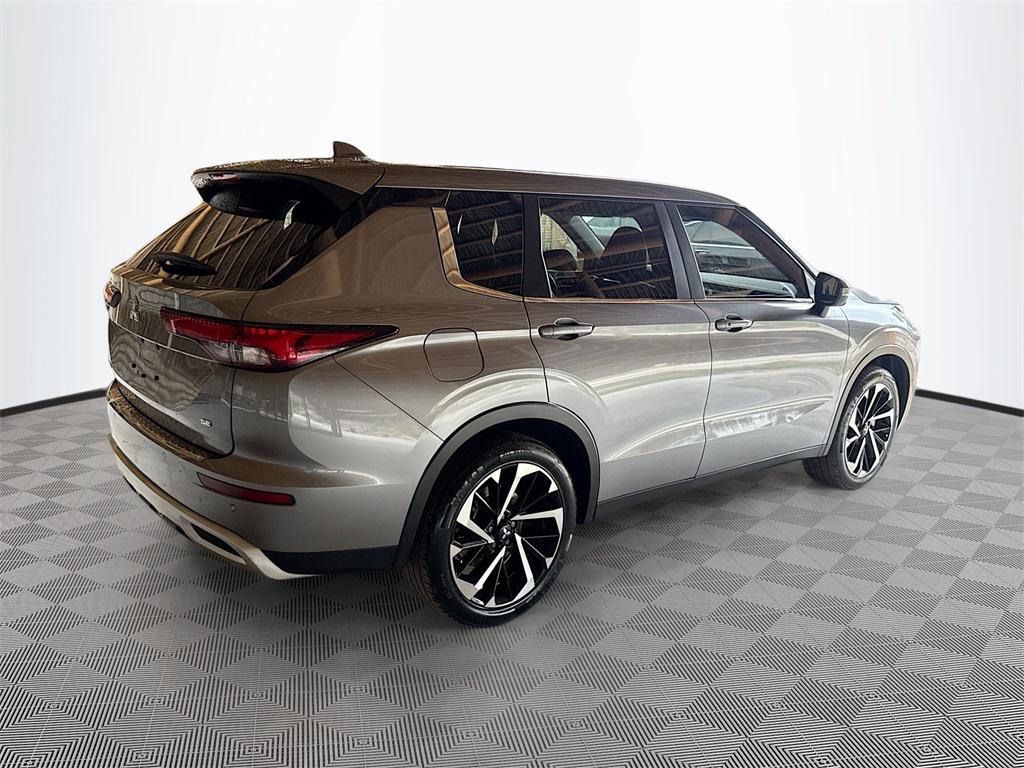 used 2024 Mitsubishi Outlander car, priced at $14,362