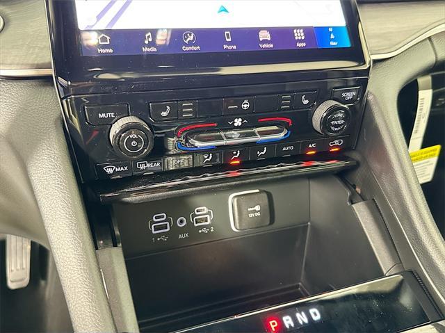 new 2025 Jeep Grand Cherokee car, priced at $37,291
