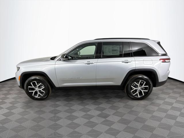 new 2025 Jeep Grand Cherokee car, priced at $37,291