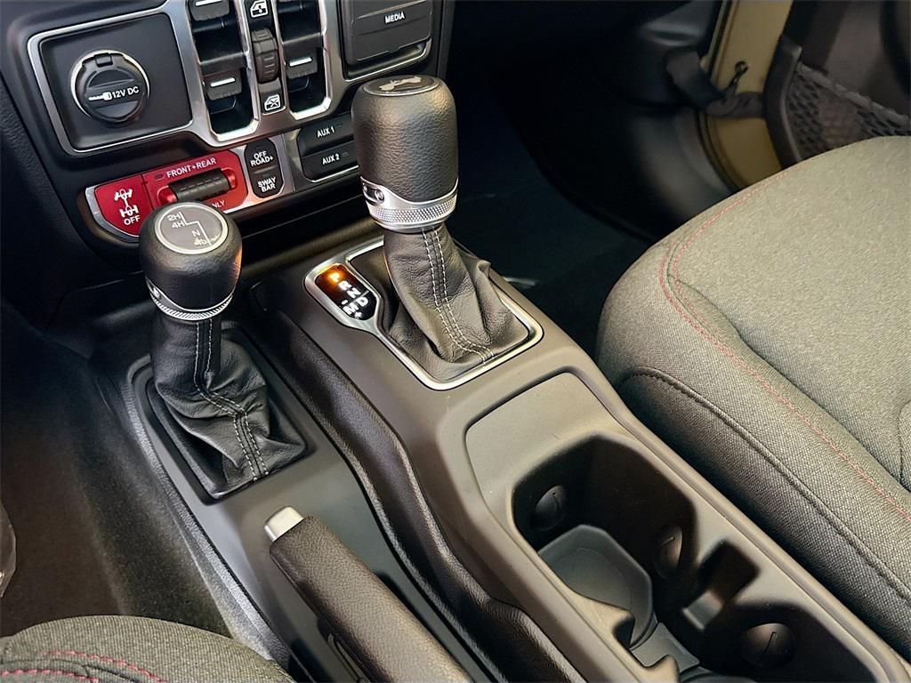 new 2025 Jeep Wrangler car, priced at $45,801