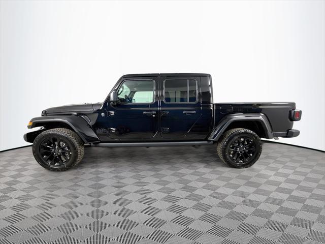 new 2025 Jeep Gladiator car, priced at $34,682