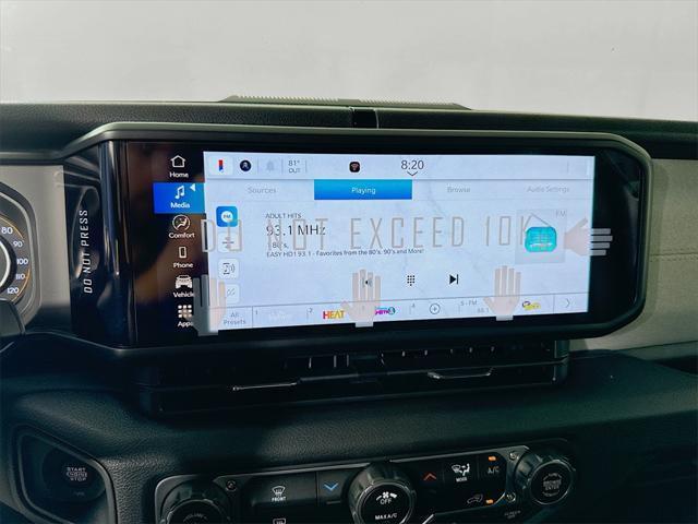 new 2025 Jeep Gladiator car, priced at $34,682