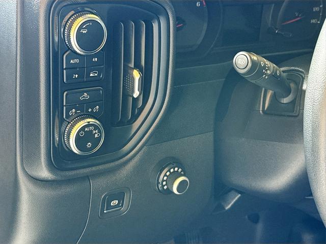 used 2024 GMC Sierra 1500 car, priced at $30,176