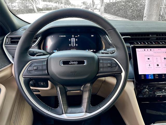 new 2025 Jeep Grand Cherokee car, priced at $37,283