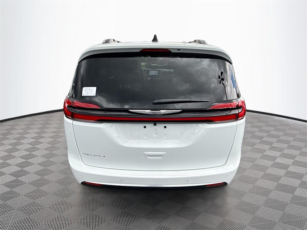 new 2026 Chrysler Pacifica car, priced at $49,094