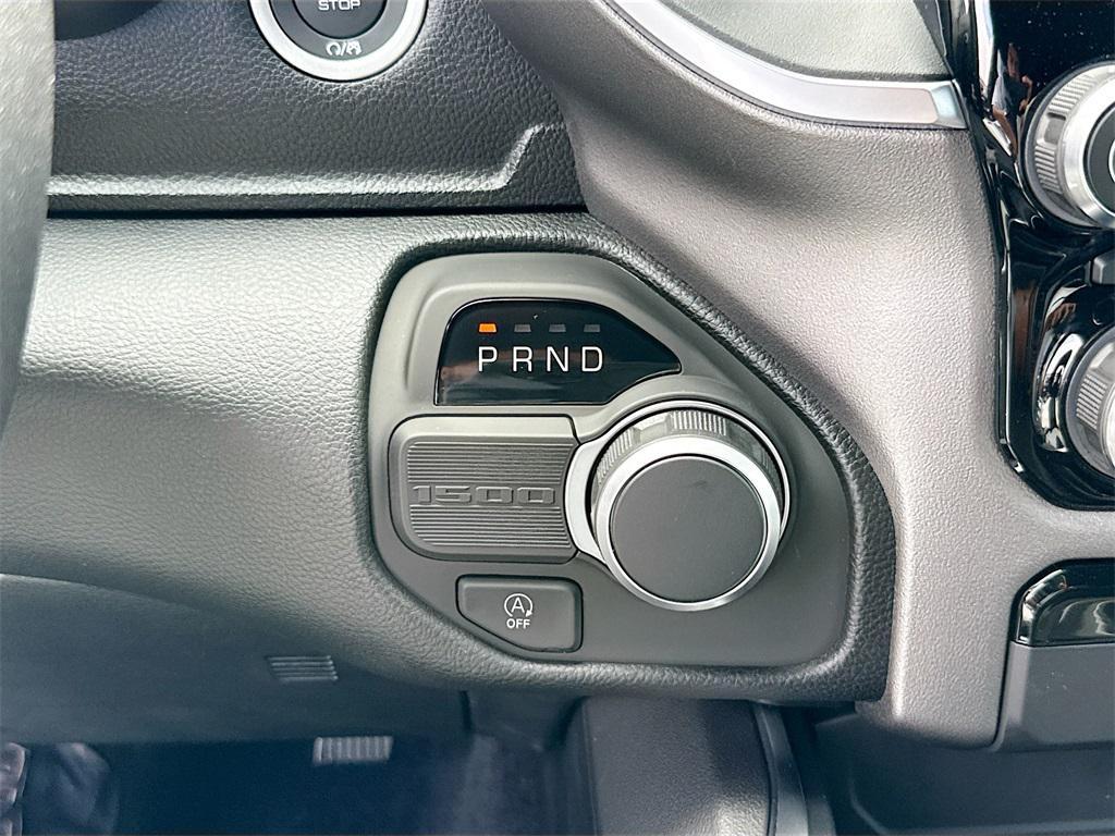 new 2025 Ram 1500 car, priced at $39,620