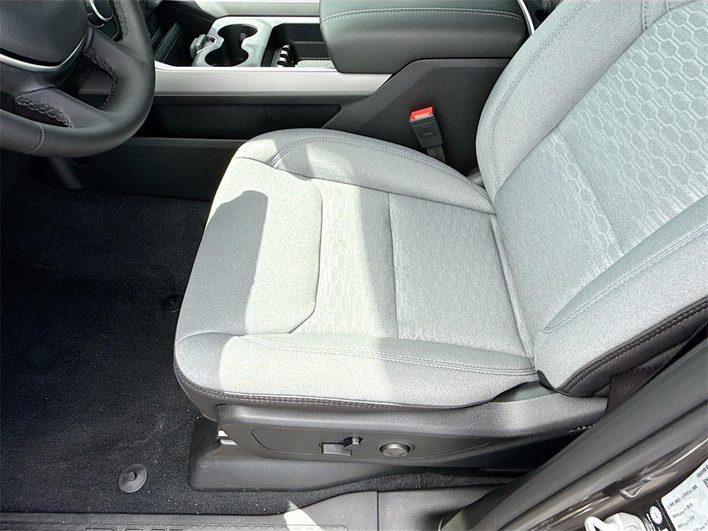 new 2025 Ram 1500 car, priced at $39,620