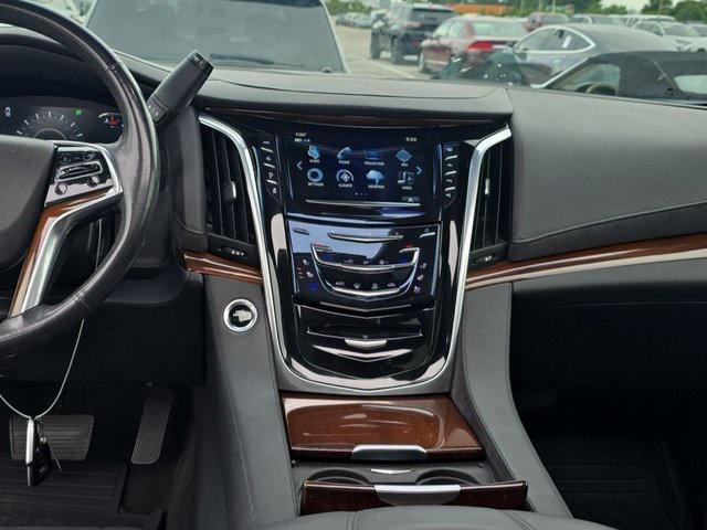 used 2019 Cadillac Escalade car, priced at $40,246