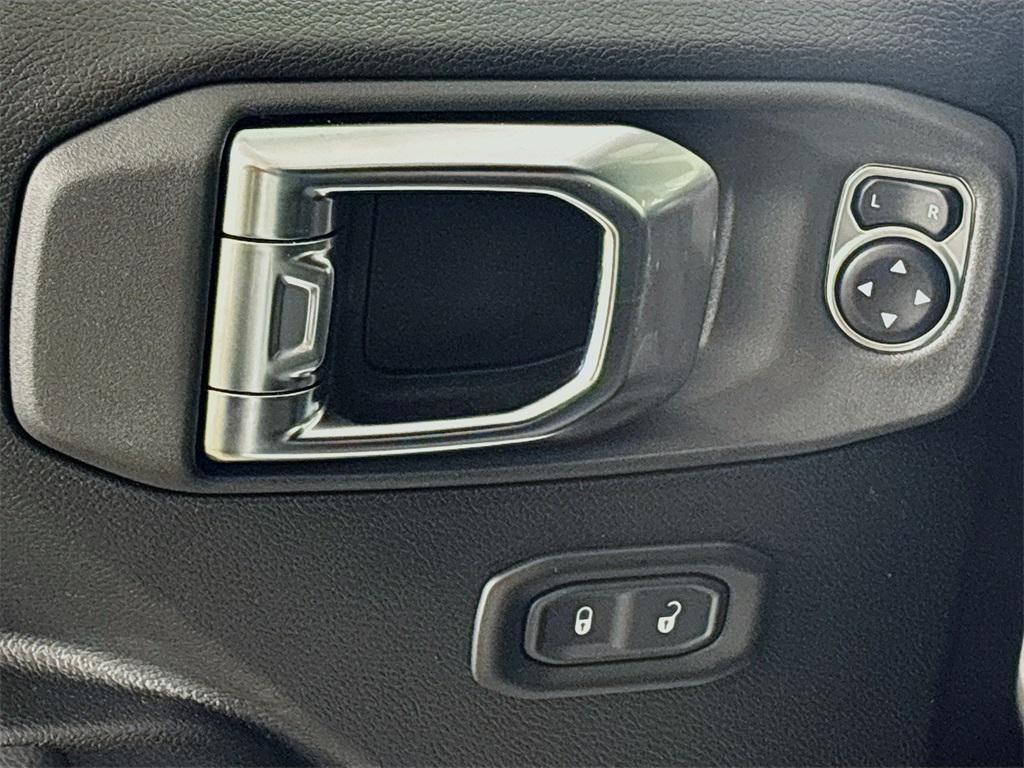 new 2025 Jeep Wrangler car, priced at $36,263