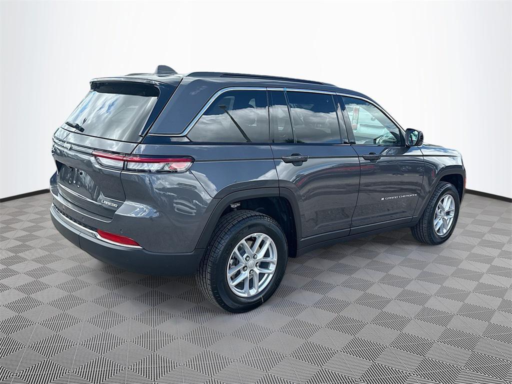 new 2025 Jeep Grand Cherokee car, priced at $31,889