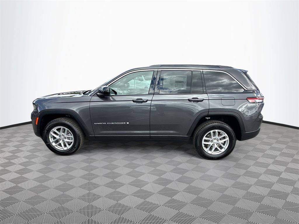 new 2025 Jeep Grand Cherokee car, priced at $31,889