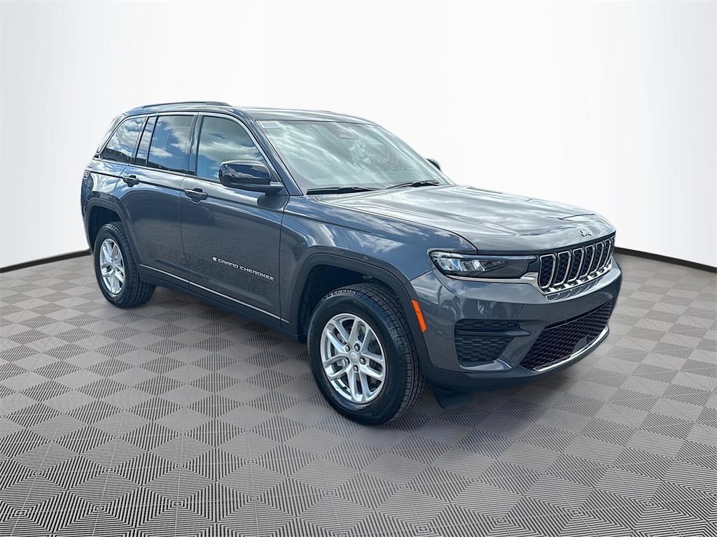 new 2025 Jeep Grand Cherokee car, priced at $31,889