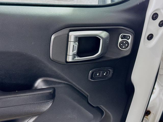 used 2020 Jeep Gladiator car, priced at $26,415