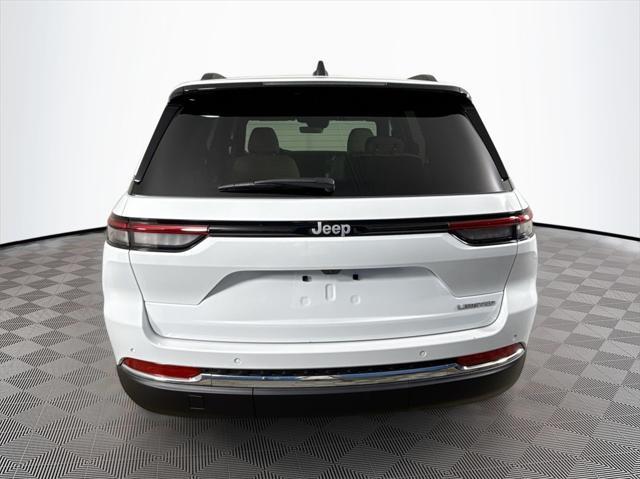 new 2025 Jeep Grand Cherokee car, priced at $34,639