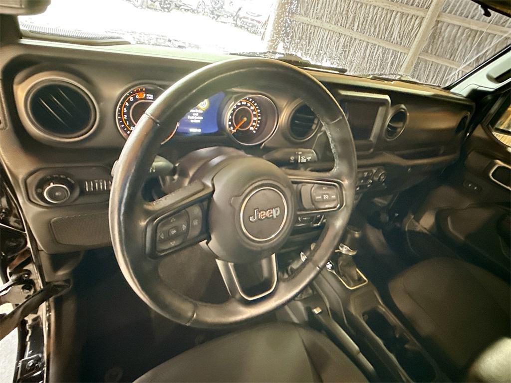 used 2022 Jeep Wrangler Unlimited car, priced at $27,753