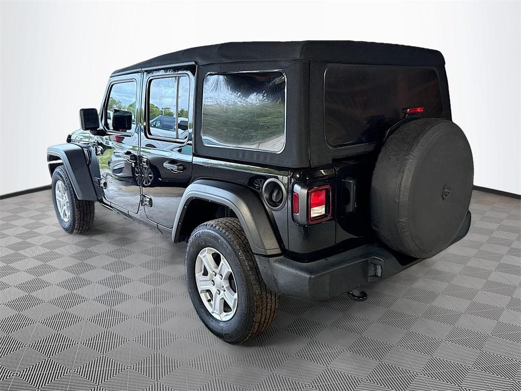 used 2022 Jeep Wrangler Unlimited car, priced at $27,753