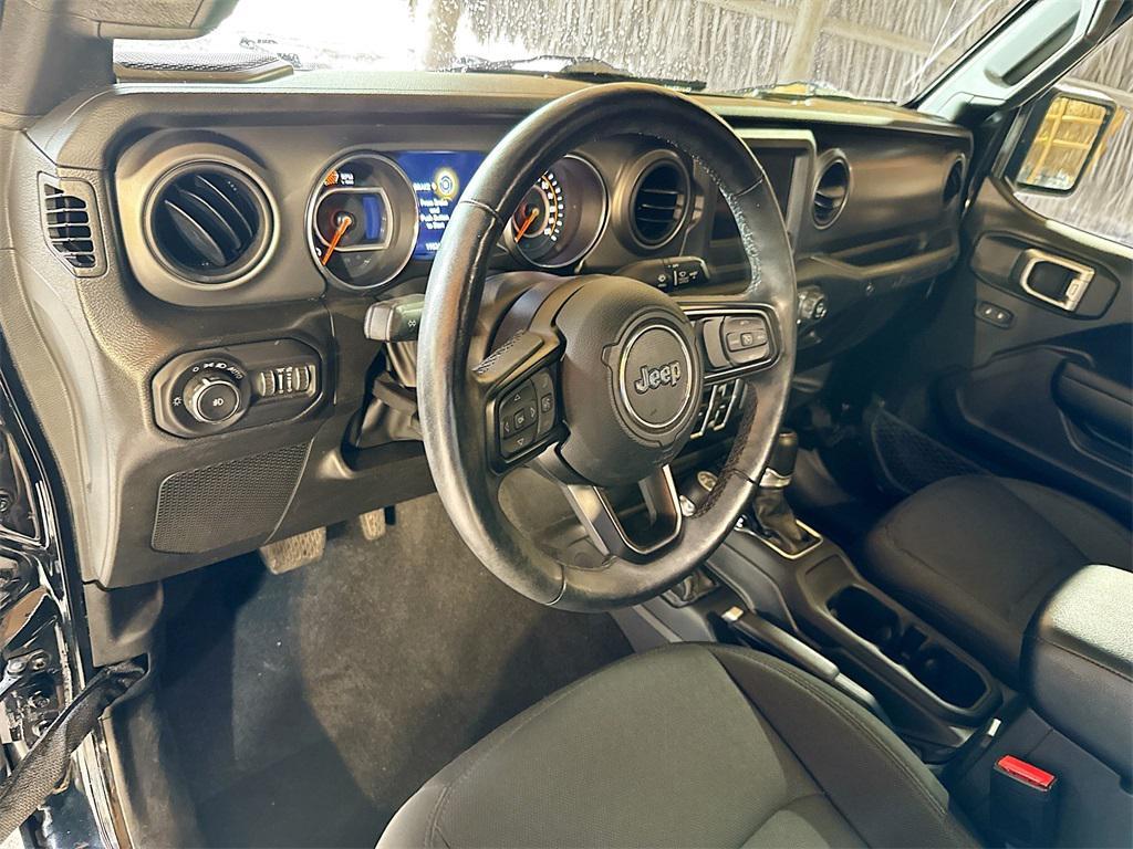used 2022 Jeep Wrangler Unlimited car, priced at $27,753
