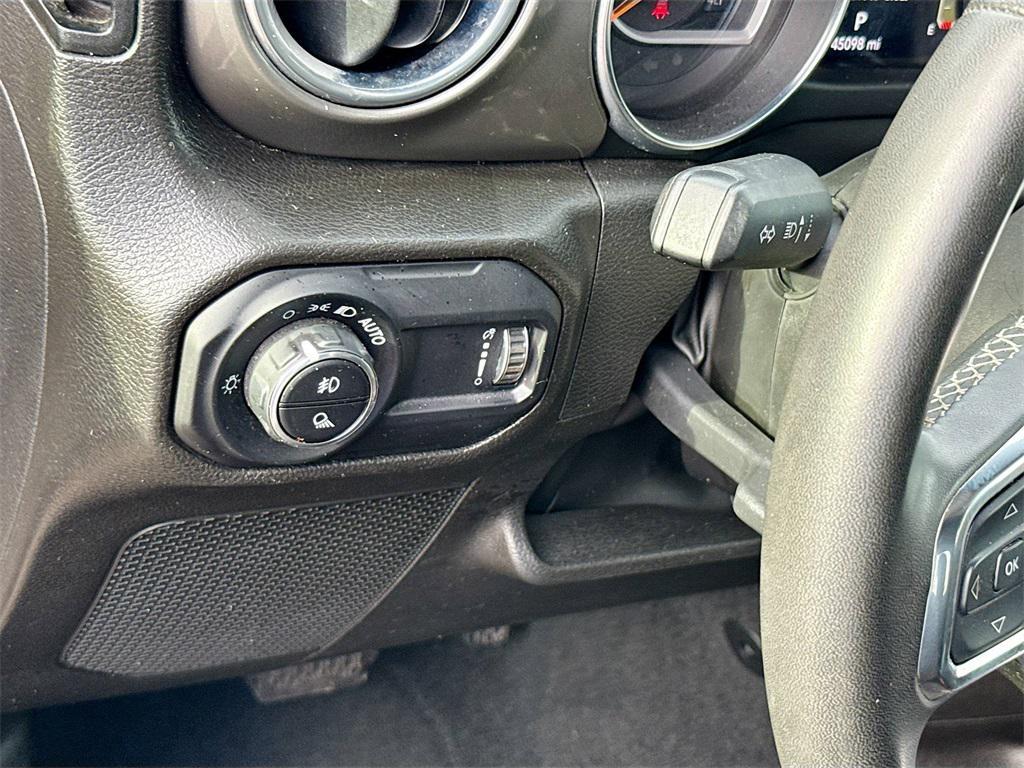 used 2023 Jeep Gladiator car, priced at $27,078
