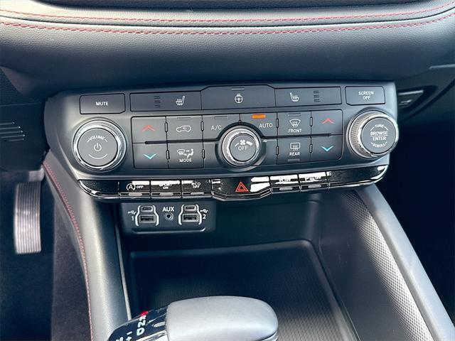 used 2025 Dodge Durango car, priced at $37,278
