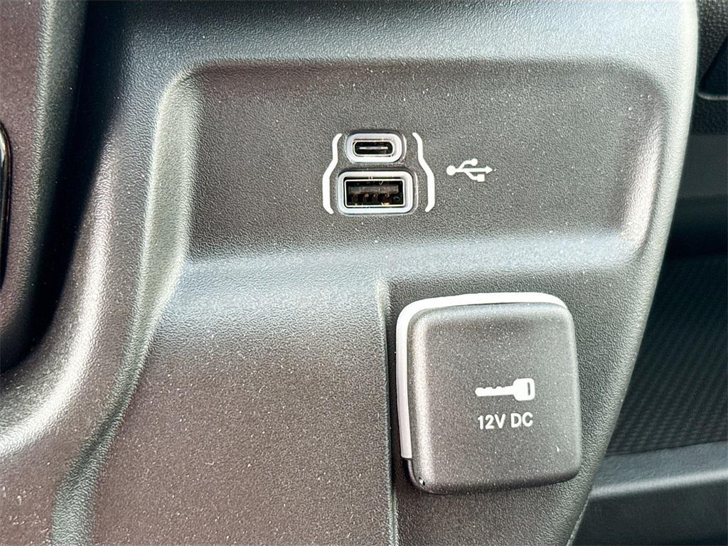 new 2026 Ram ProMaster 3500 Window Van car, priced at $43,643