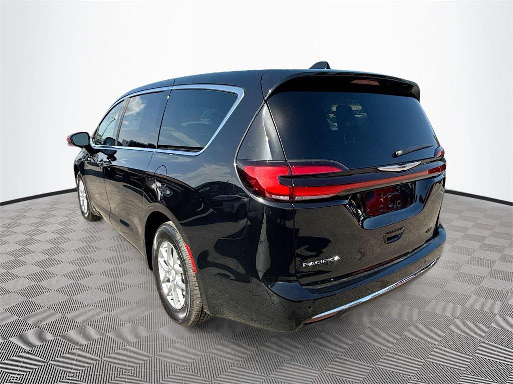 new 2026 Chrysler Pacifica car, priced at $39,912